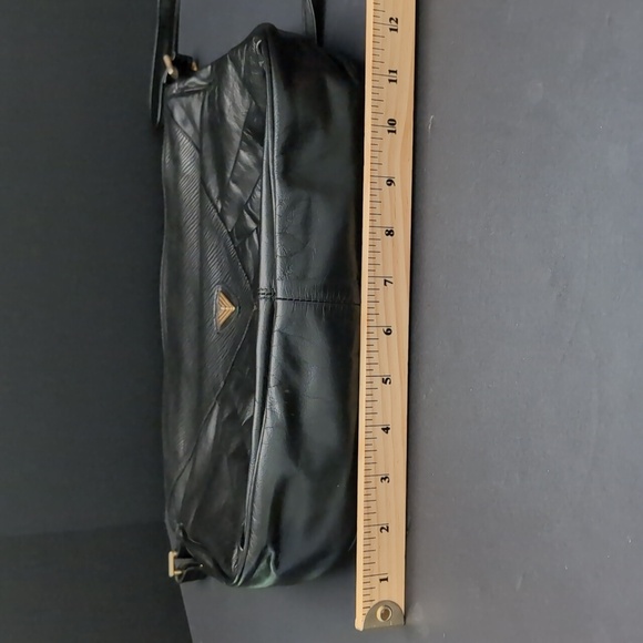 Z.K Leather Goods Woman's Vintage Black Crossbody Bag. - Picture 16 of 16